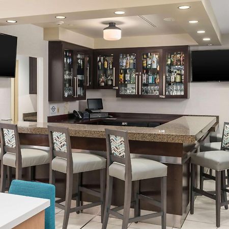 Hilton Garden Inn Silver Spring White Oak Exterior foto