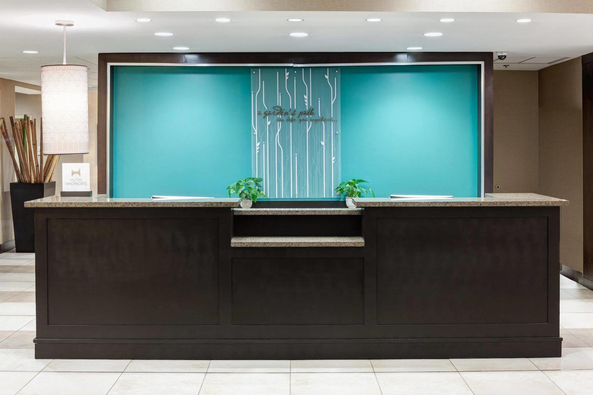 Hilton Garden Inn Silver Spring White Oak Exterior foto