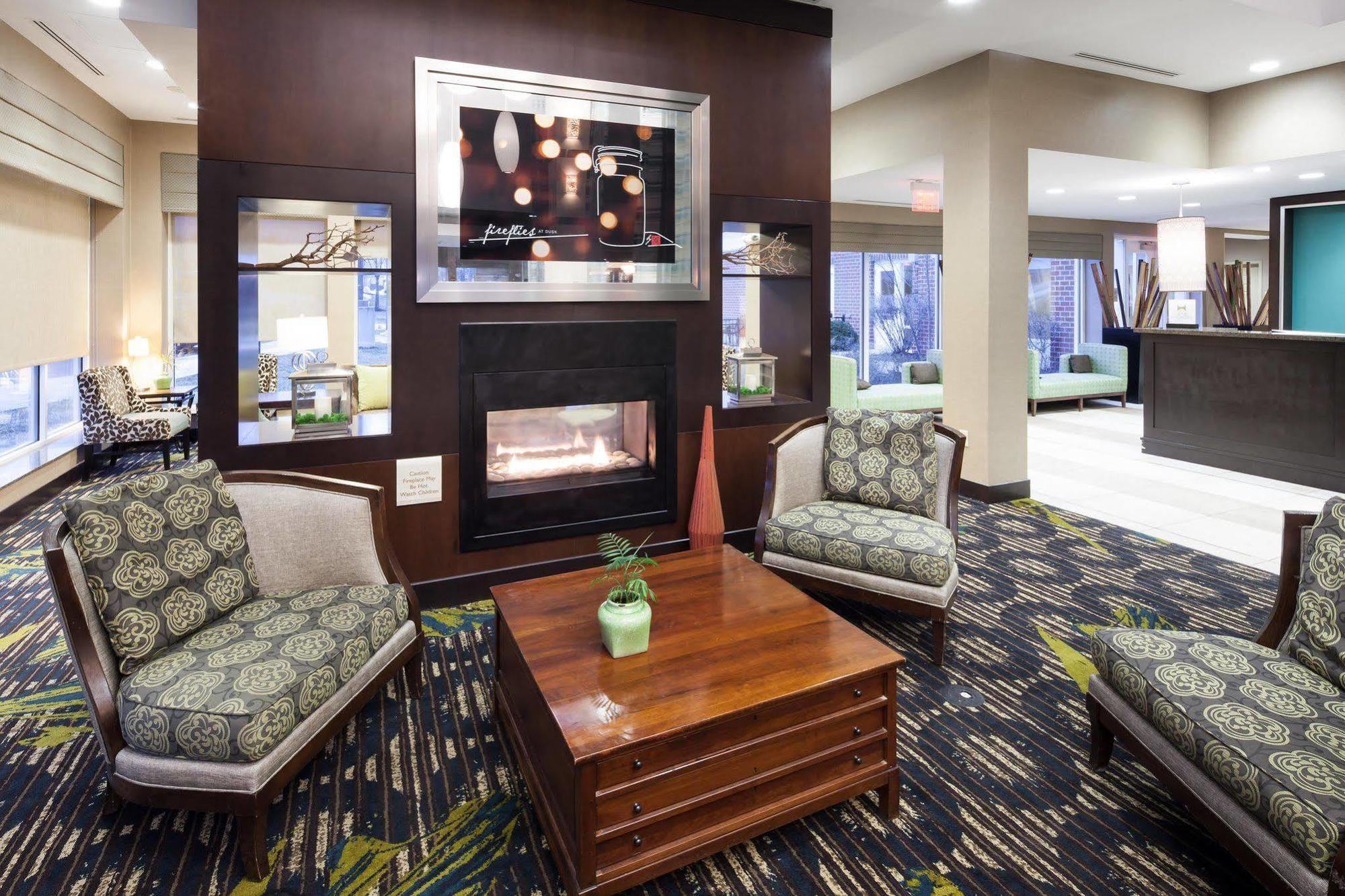 Hilton Garden Inn Silver Spring White Oak Exterior foto